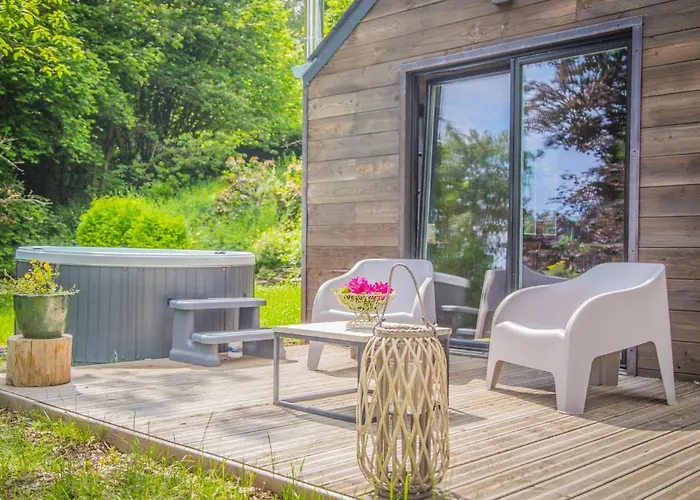 Holiday home In With Garden *