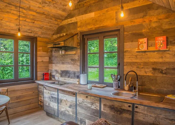 In With Garden Holiday home