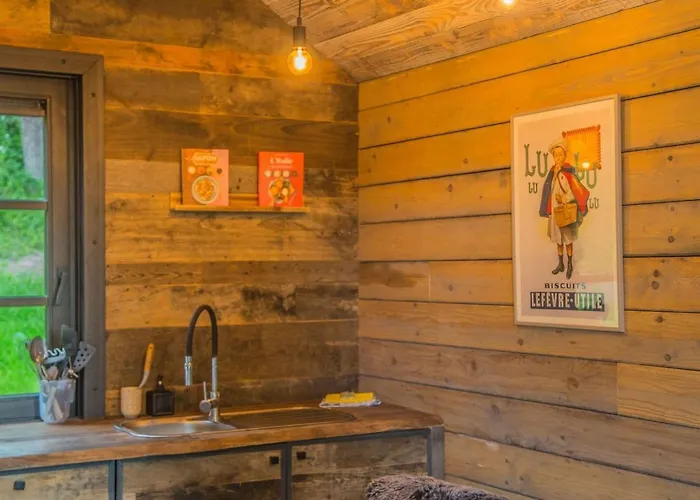 Holiday home In With Garden Ferrieres