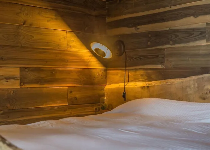 Holiday home In With Garden Ferrieres